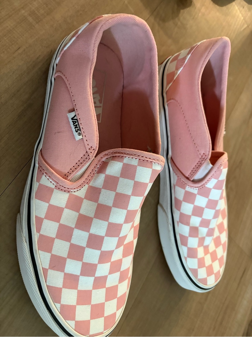Vans Slip-On Checkerboard Sneakers in Pink and White - Picture 3 of 3